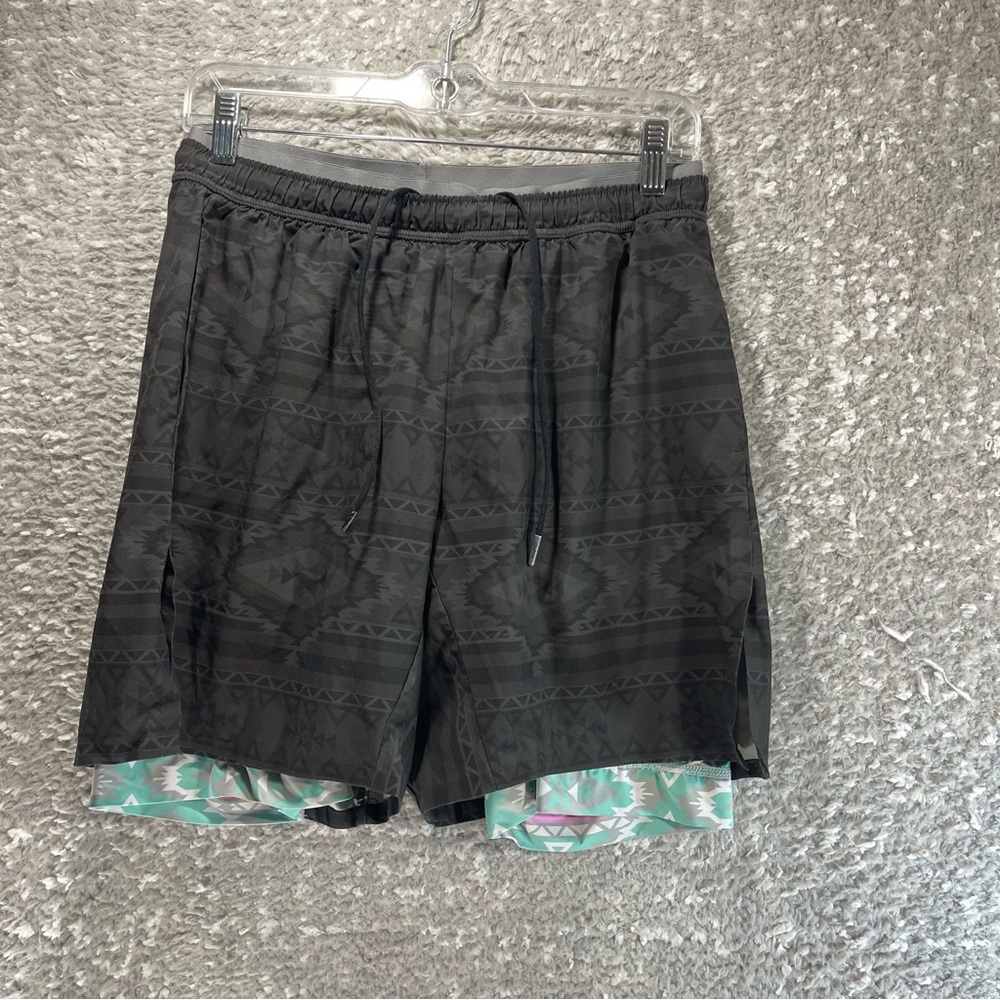 Chubbies The Quests 7" Ultimate Training Shorts Size M 7" Inseam 2 In 1 Shorts